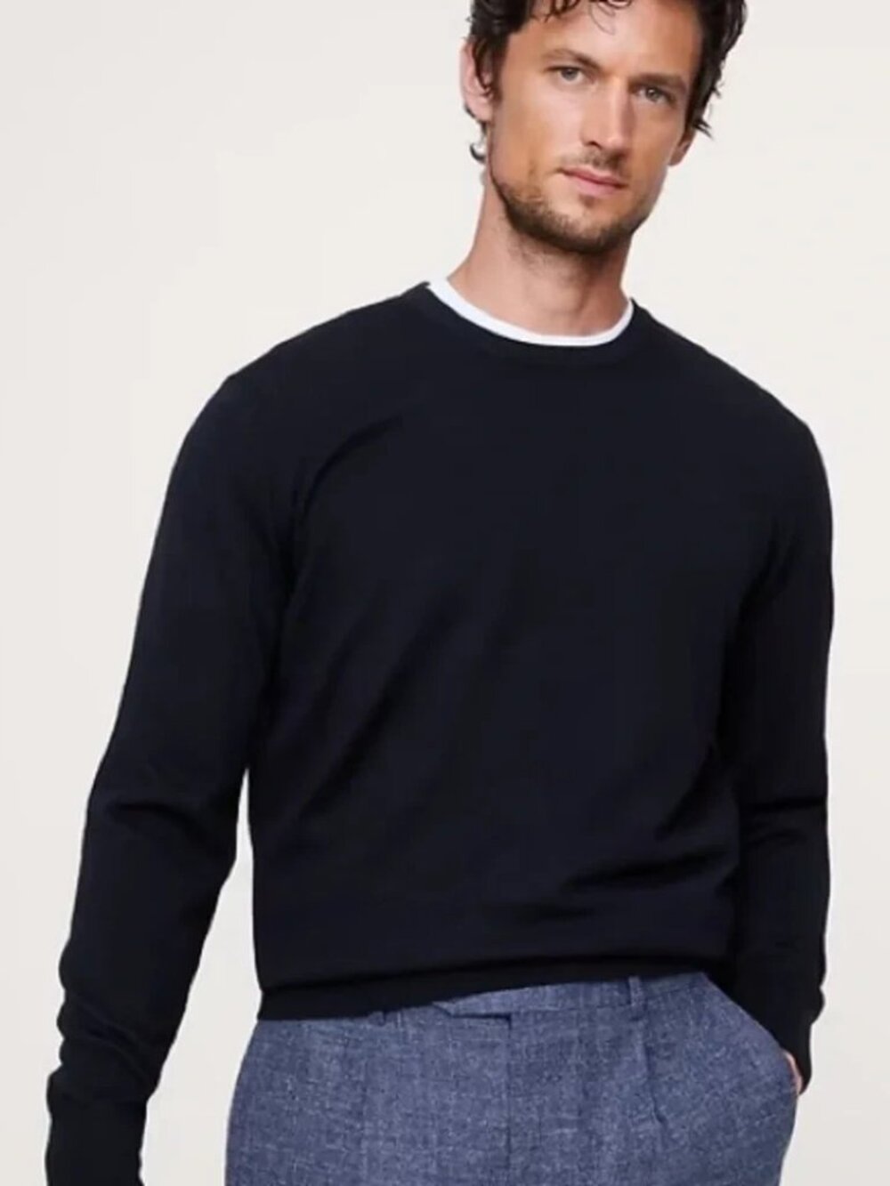 Banana Republic Fall 2025 Extra Fine 100% Merino Wool Crewneck Sweater in Black